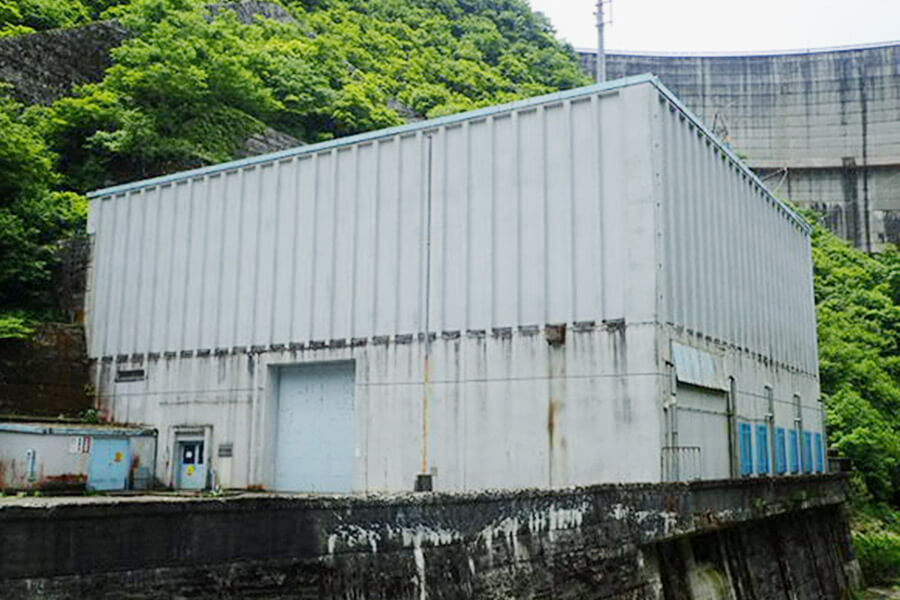 発電所の外壁補修工事